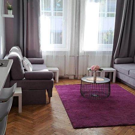 Sweet 16 Apartment In The Party District Budapeşte Dış mekan fotoğraf