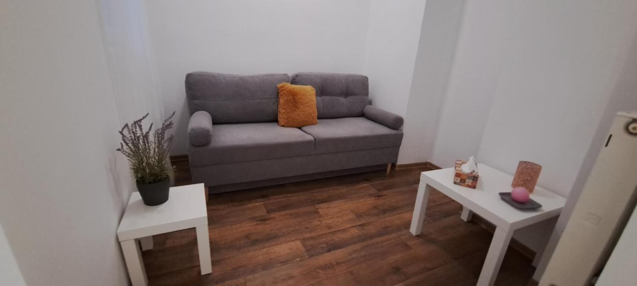 Sweet 16 Apartment In The Party District Budapeşte Dış mekan fotoğraf