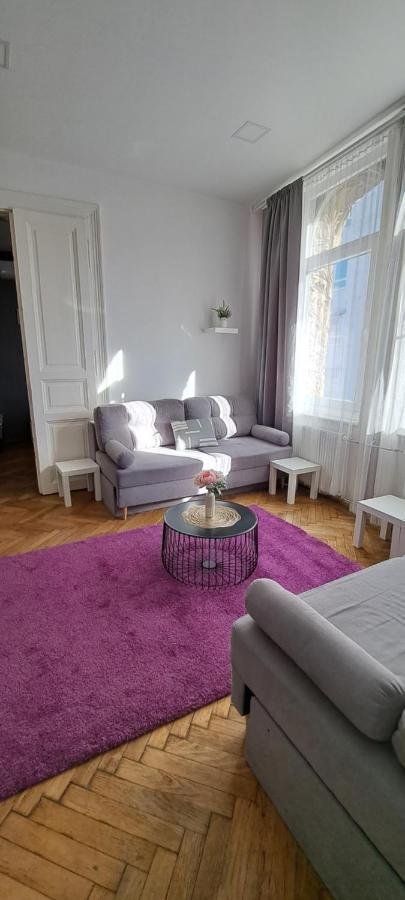 Sweet 16 Apartment In The Party District Budapeşte Dış mekan fotoğraf